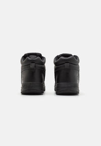 Chaussures mi-montantes Champion Rd18 Utility Wp noires Homme — immagine 3