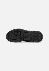 Chaussures Skechers Leshur Noires Homme — immagine 4