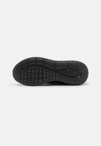 Champion Rebound Core Chaussures Noires Homme — immagine 4