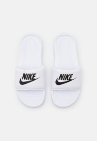 Nike Victori One Slide Claquettes Noires Femme — immagine 1