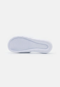 Nike Victori One Slide Claquettes Noires Femme — immagine 2