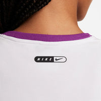 T-shirt Nike Sportswear Tee Swoosh Blanc Violet Femme — immagine 2