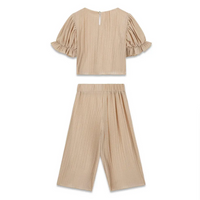 ENSEMBLE GUESS T-SHIRT MANCHES COURTES BEIGE PAILLETTES DORÉES MANCHES BOUFFANTES, PANTALON FLUIDE BEIGE PAILLETTES DORÉES PATTES D'ÉLÉPHANT — immagine 2