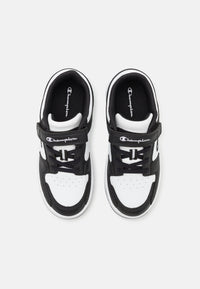 Champion Rd18 2.0 Low B Ps Scarpe Bianco Nero Bambini Ragazzi — immagine 3