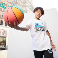 T-shirt Converse Gfx manches courtes blanche imprimée enfant — immagine 2