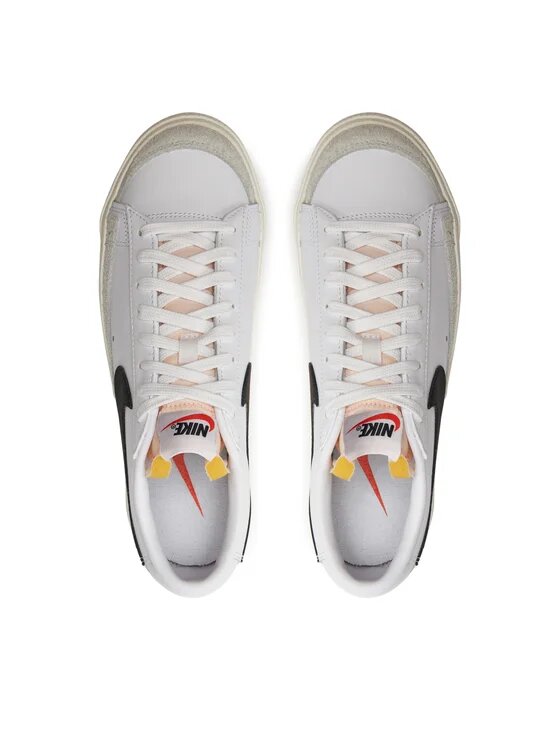Nike Blazer Low 77 Vintage Scarpe Bianche Uomo